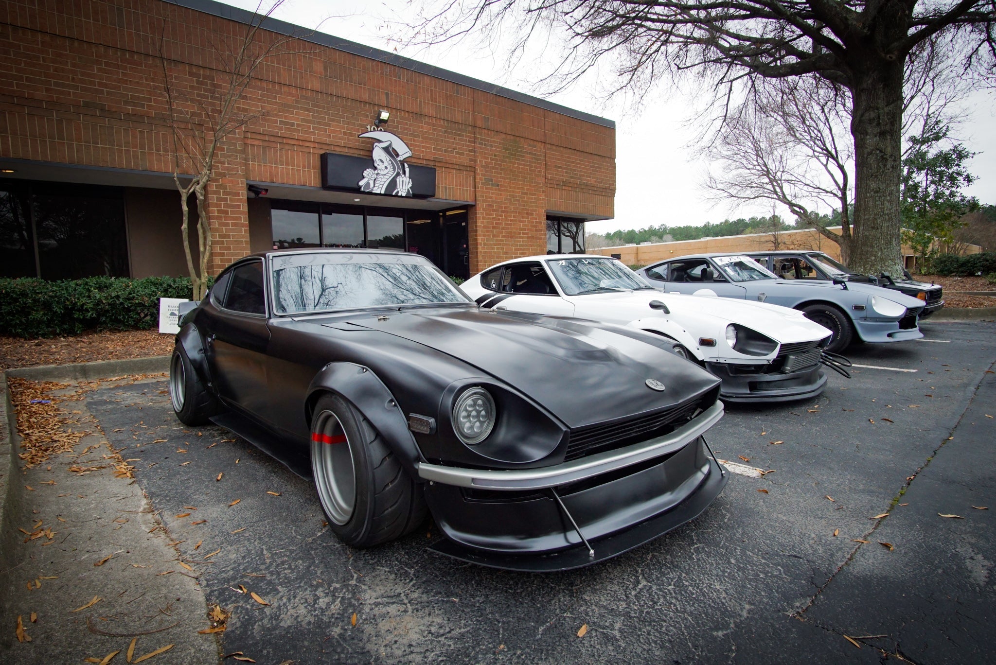 Black Cloud Battalion 1971 LouZfer Datsun 240Z