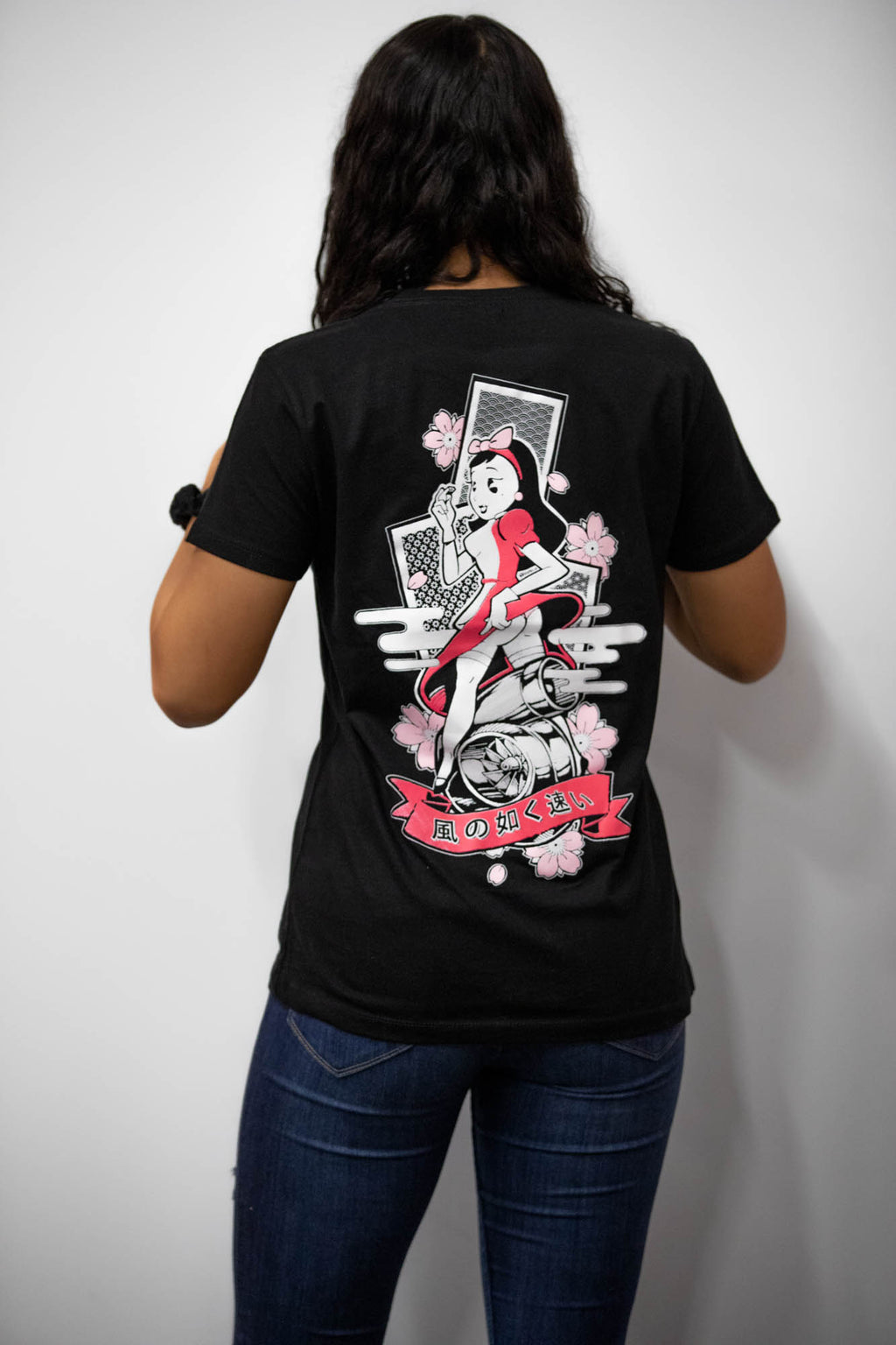 Black short-sleeve unisex T-shirt with Miss Chief design on back