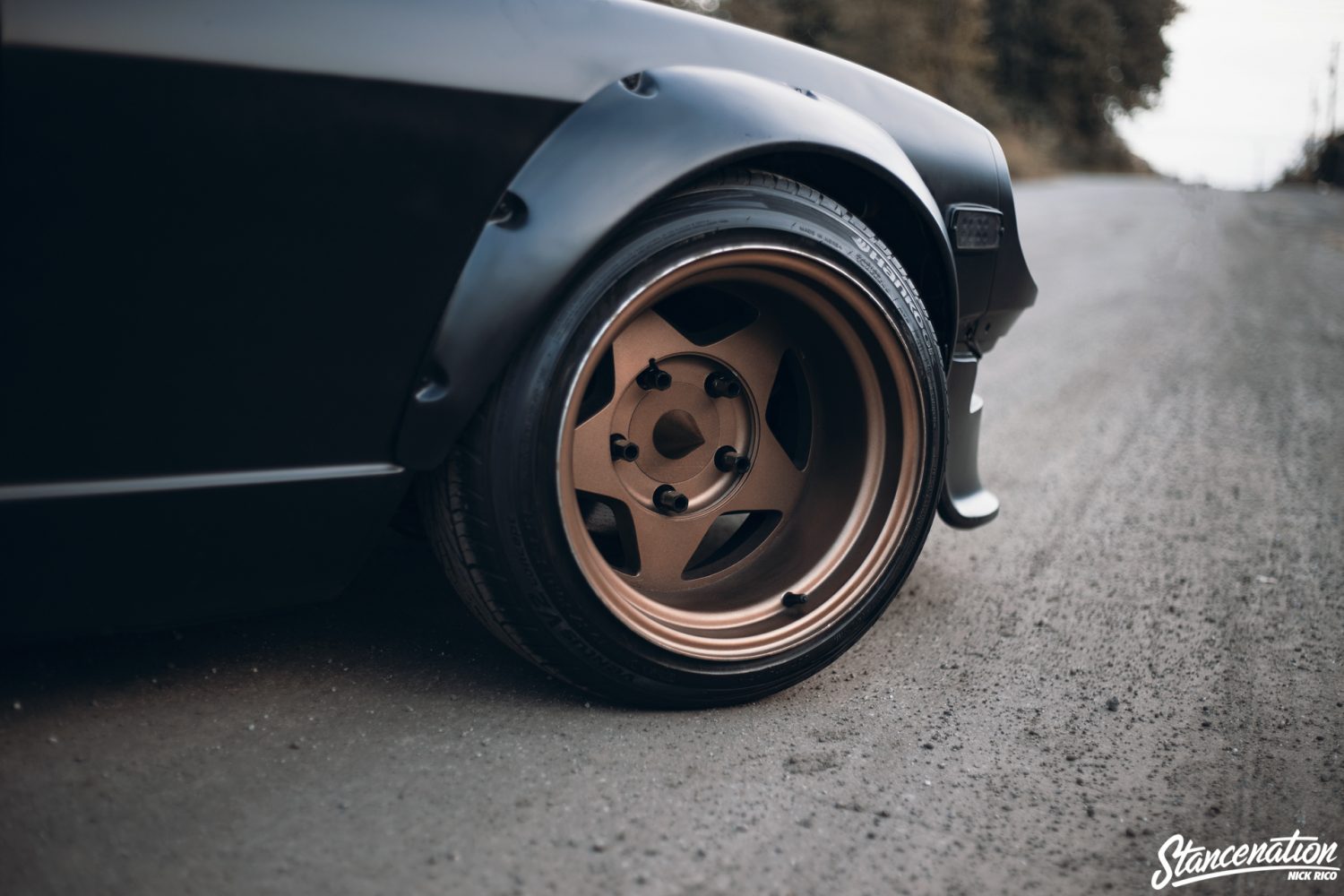 Bronze Spike Center Wheel Caps