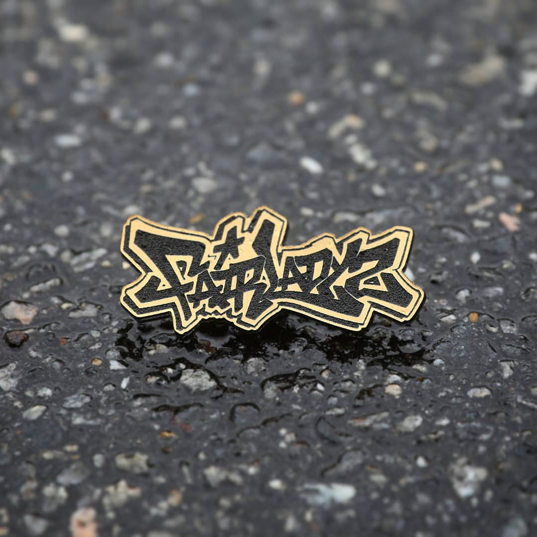 Fairlady Z gold acrylic lapel pin