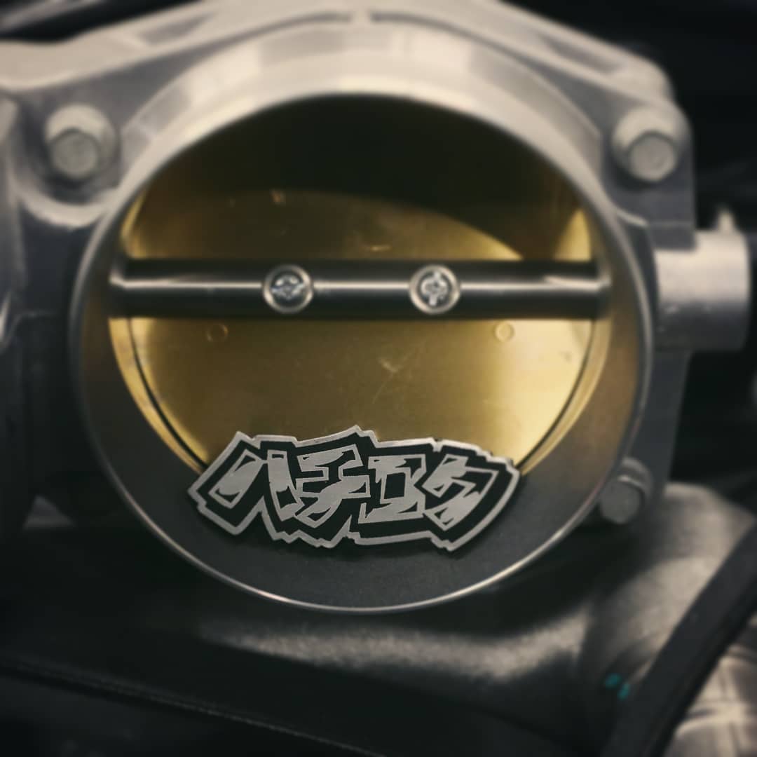 silver AE86 Japanese Katakana acrylic lapel pin