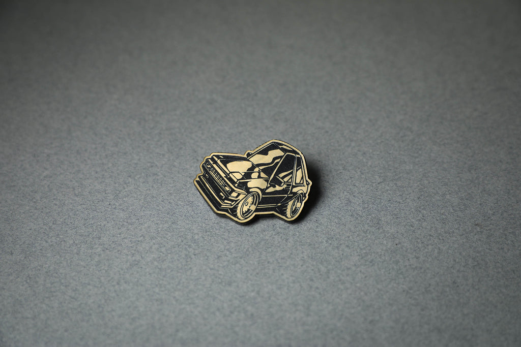 Chibi AE86 gold Pin