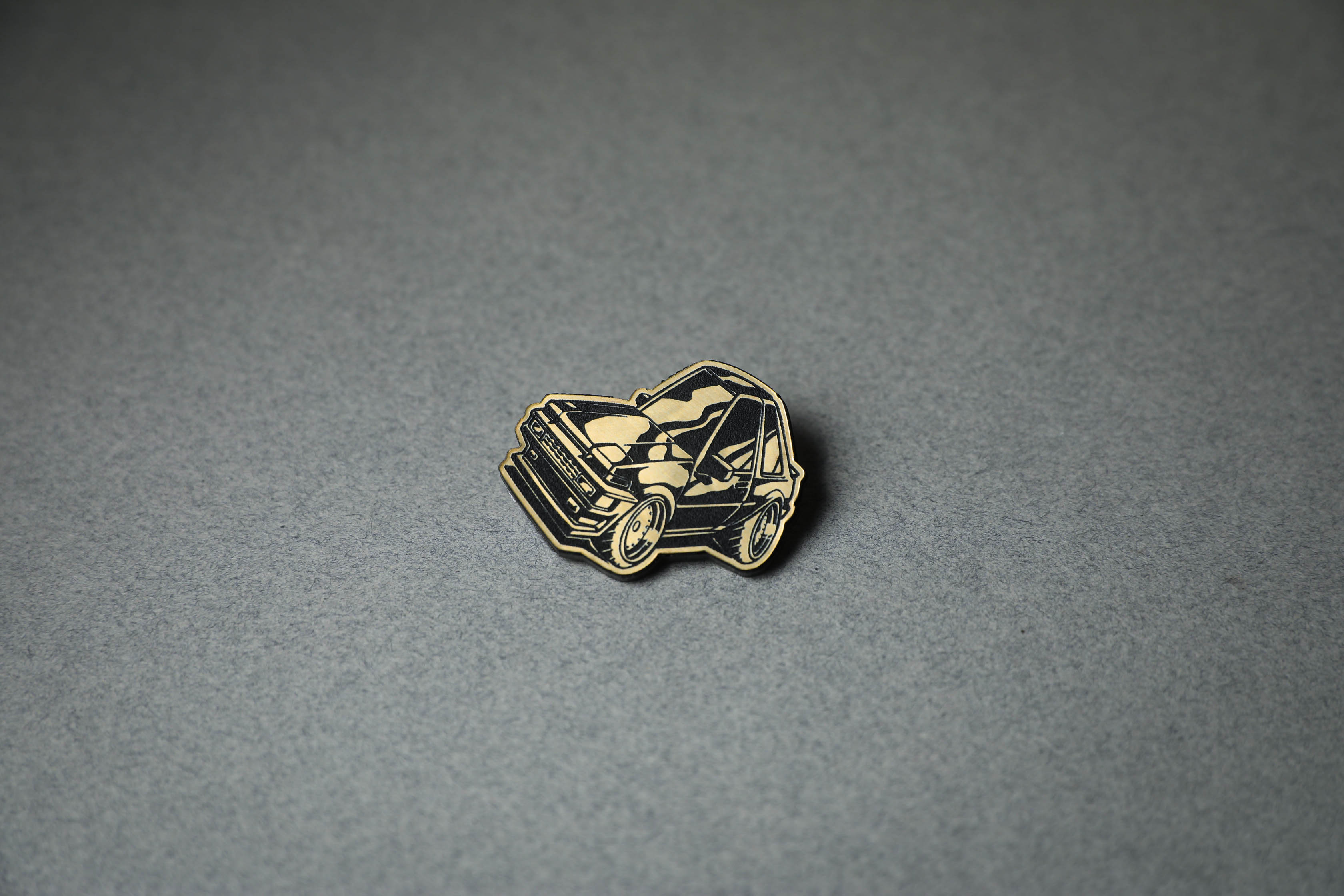 Chibi AE86 gold Pin