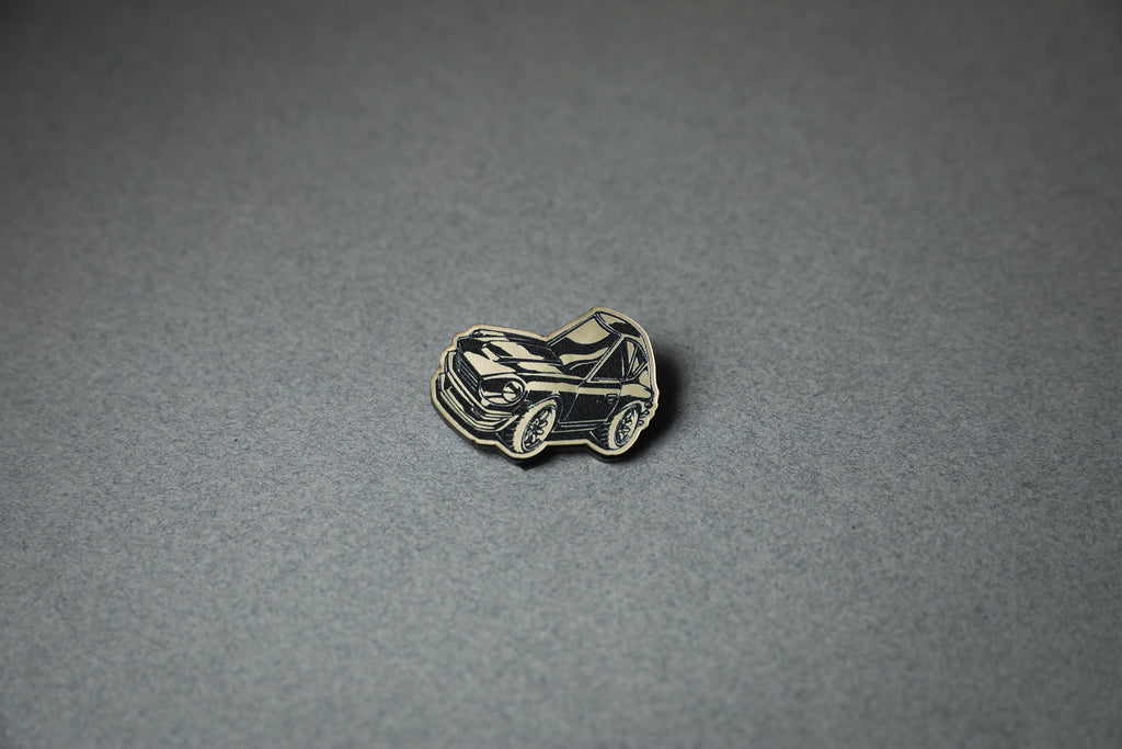 chibi 240Z car gold acrylic lapel pin