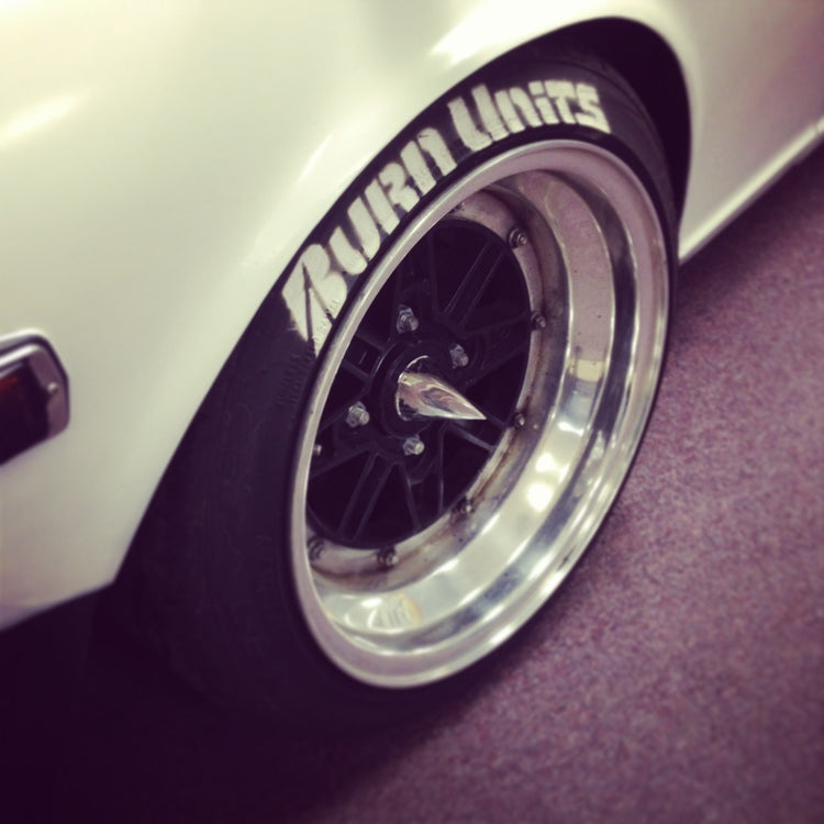 Silver Spike Center Wheel Caps